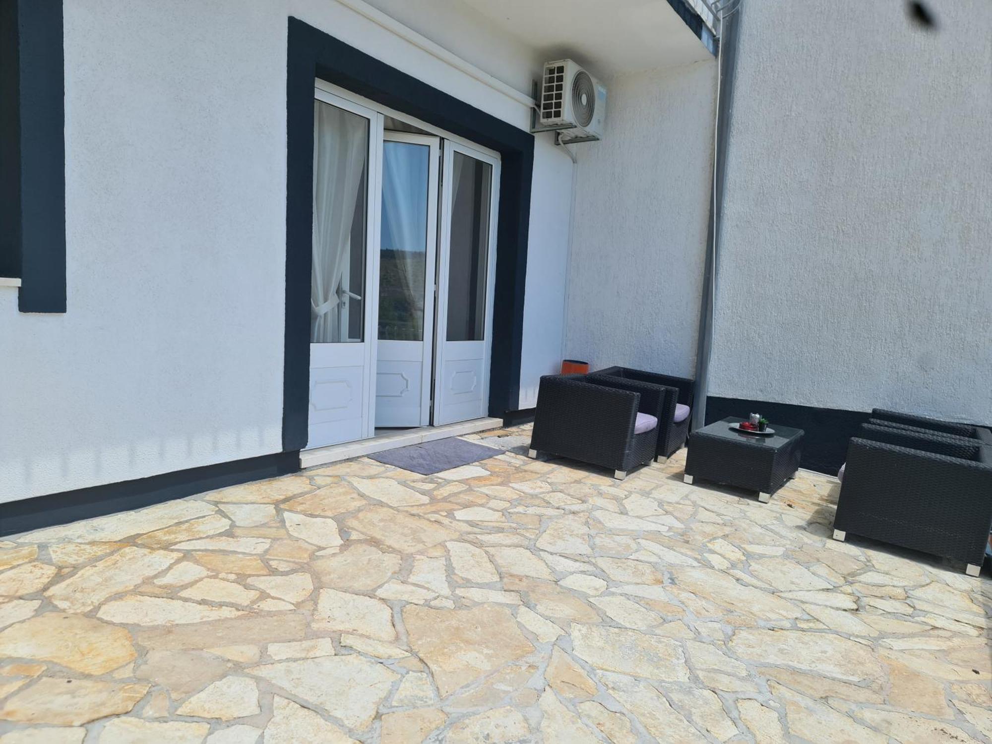 Bridge And Beach Apartments Trogir Exterior photo