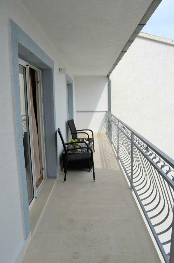 Bridge And Beach Apartments Trogir Exterior photo